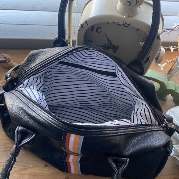 Rip Curl Revival Maxi Shoulder Bag - Picture 4 of 6